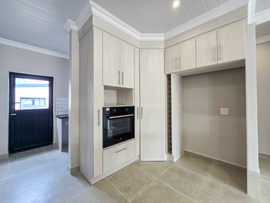 3 Bedroom Property for Sale in Stilbaai Wes Western Cape